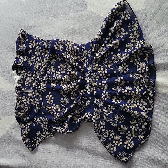 Forever 21 peplum floral top - Picture 2 of 8